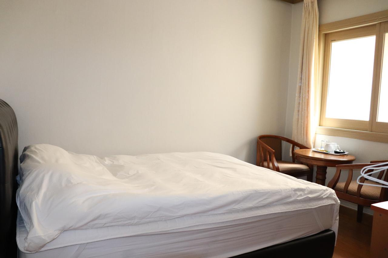 Orasung Motel Jeju Dış mekan fotoğraf