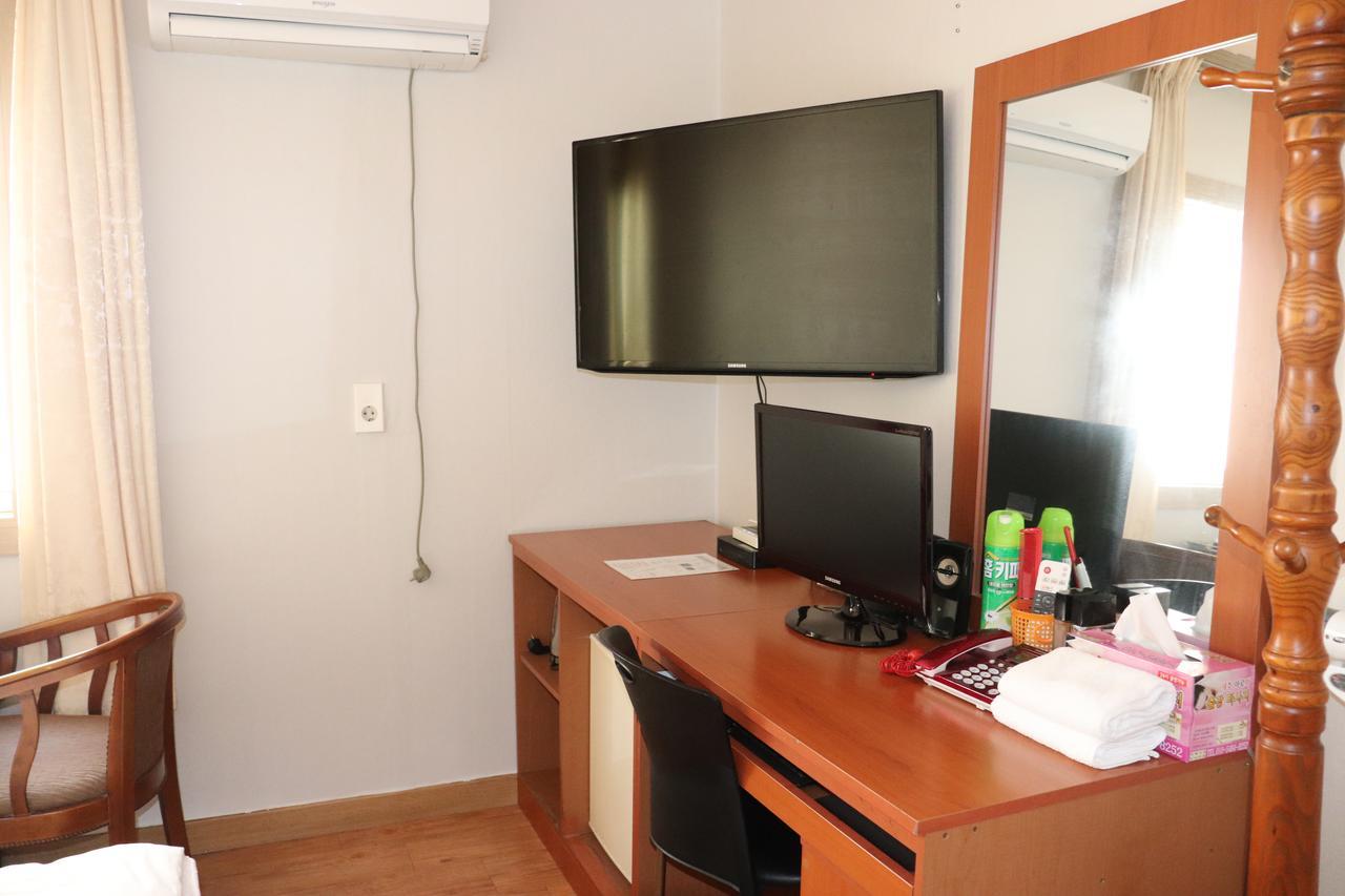 Orasung Motel Jeju Dış mekan fotoğraf